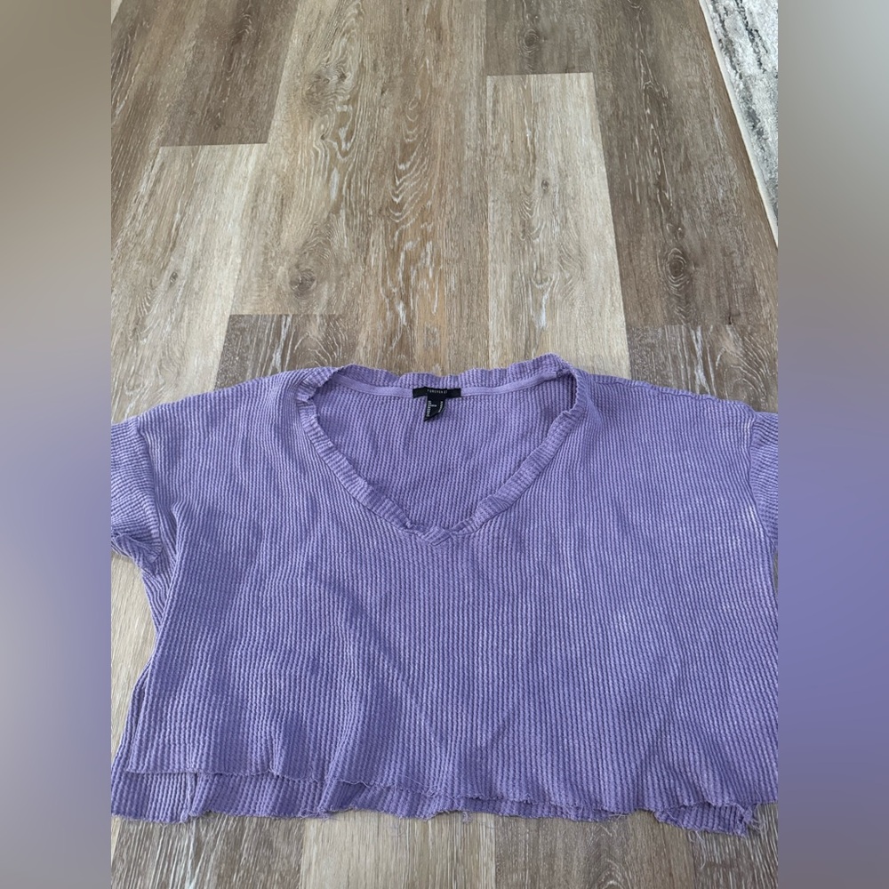 Forever 21 Lavender V-Neck Crop Top